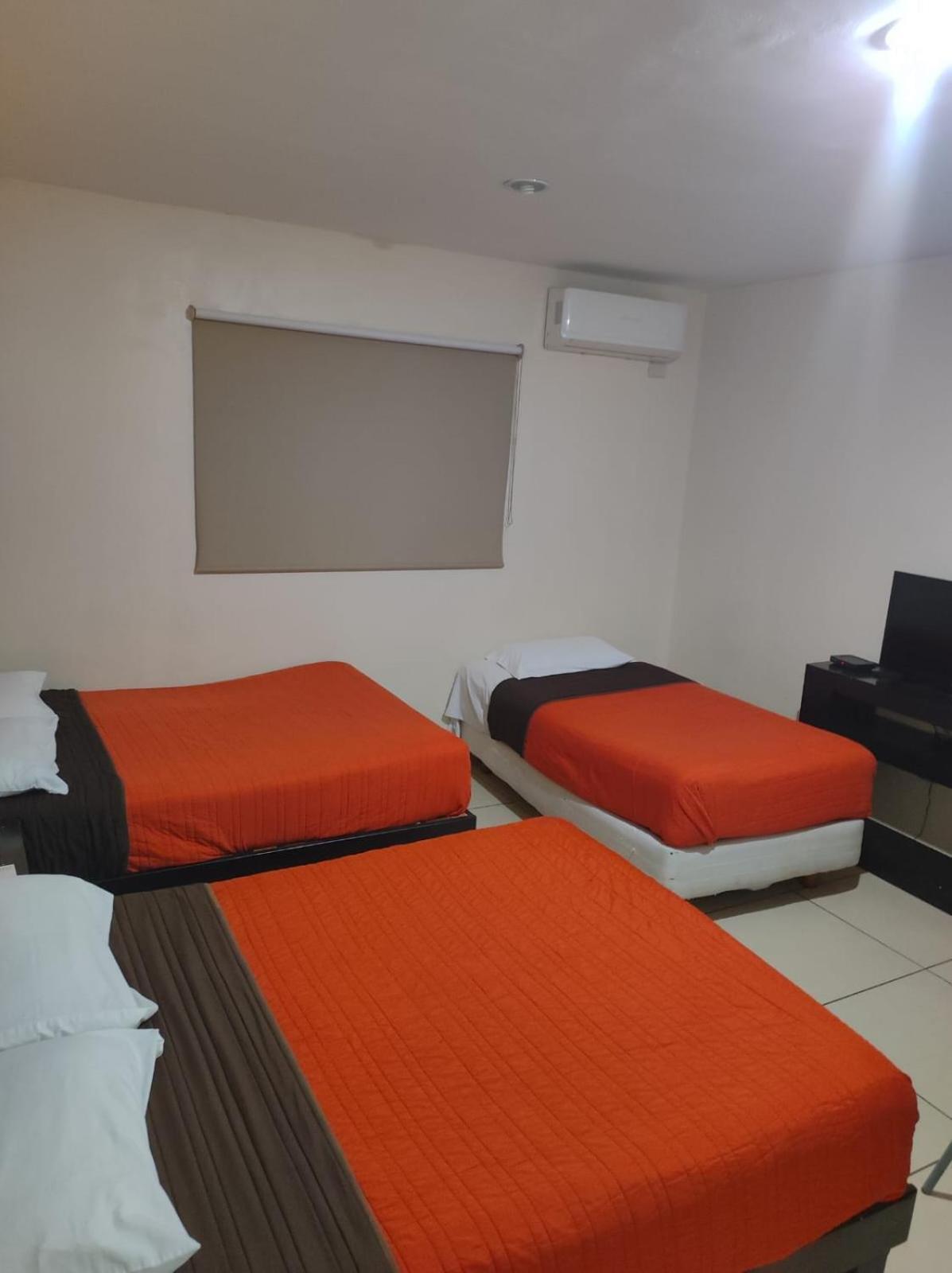 Hgen Rooms & Suites Los Mochis Exterior foto